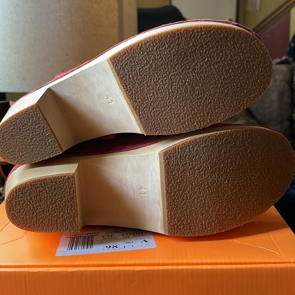 NEW Swedish Hasbeens Zip It.                       Rost W (red-orange color) - Picture 3 of 4